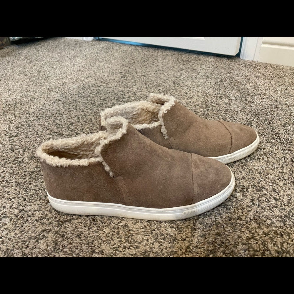 Lucky Brand Sherpa booties